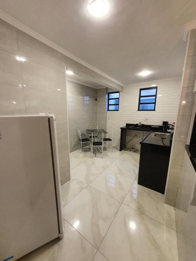 Апартаменты Apartamento De Frente Na Avenida Principal Терезополис Экстерьер фото